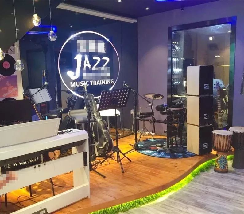 專訪深圳21家中小琴行,為什么這些琴行的經歷都如此相似?