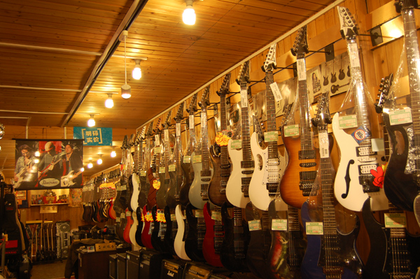 長城樂器加盟店--北京solo琴行