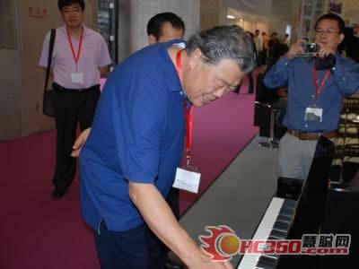 進(jìn)口二手鋼琴價格低廉內(nèi)地市場熱度不減 - 神州樂器網(wǎng)新聞